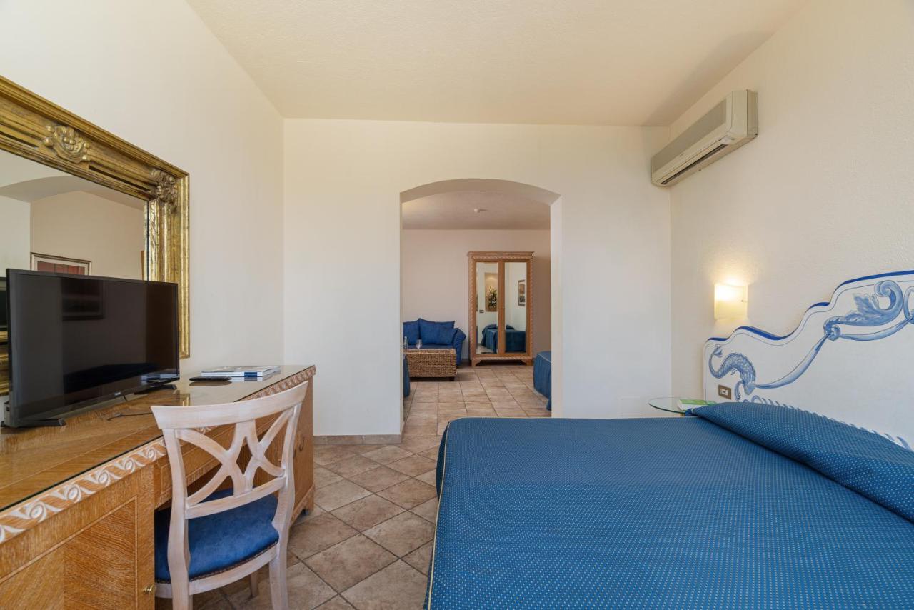 Club Esse Palmasera Cala Gonone Esterno foto