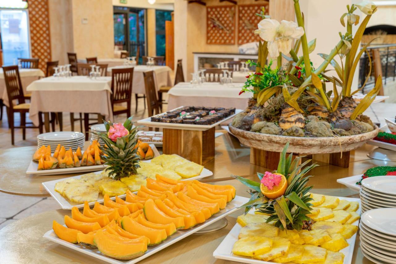 Club Esse Palmasera Cala Gonone Esterno foto