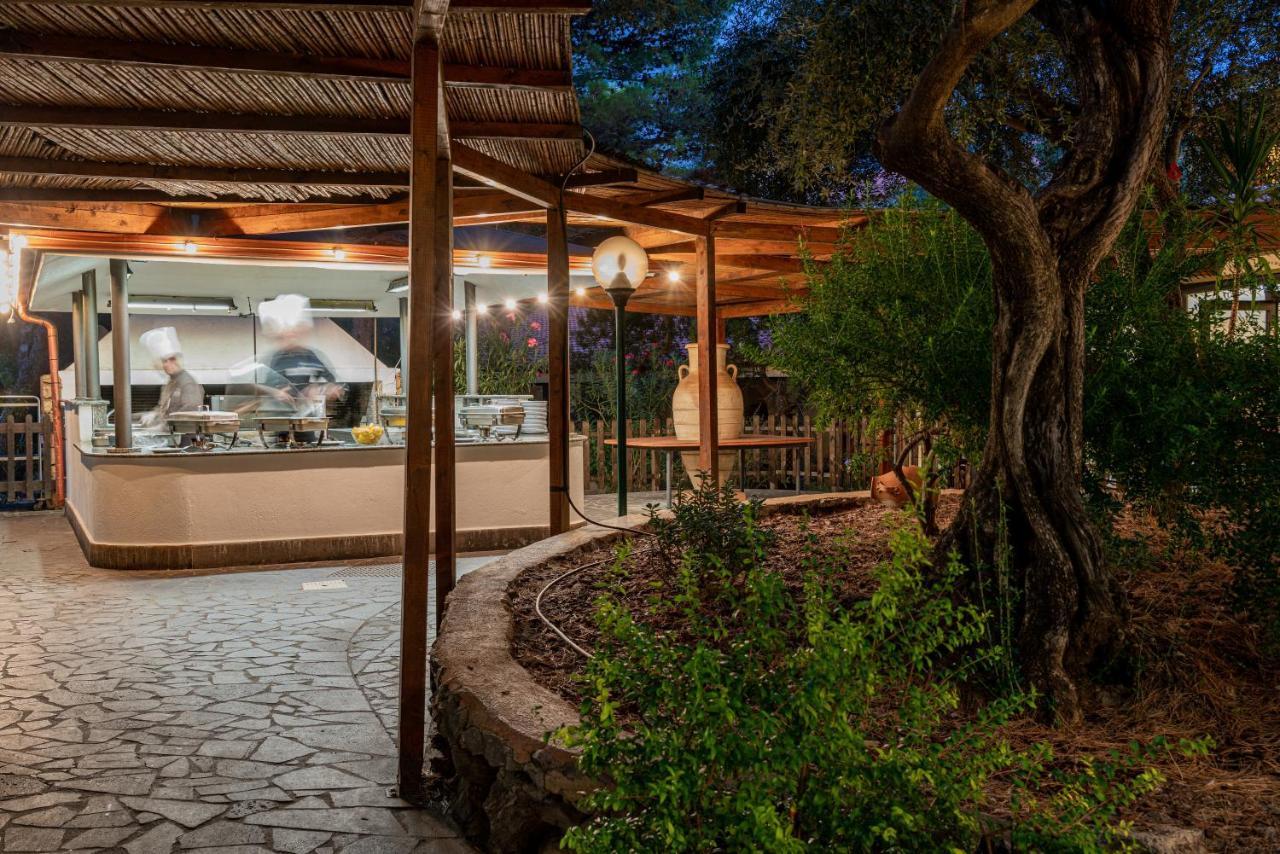Club Esse Palmasera Cala Gonone Esterno foto