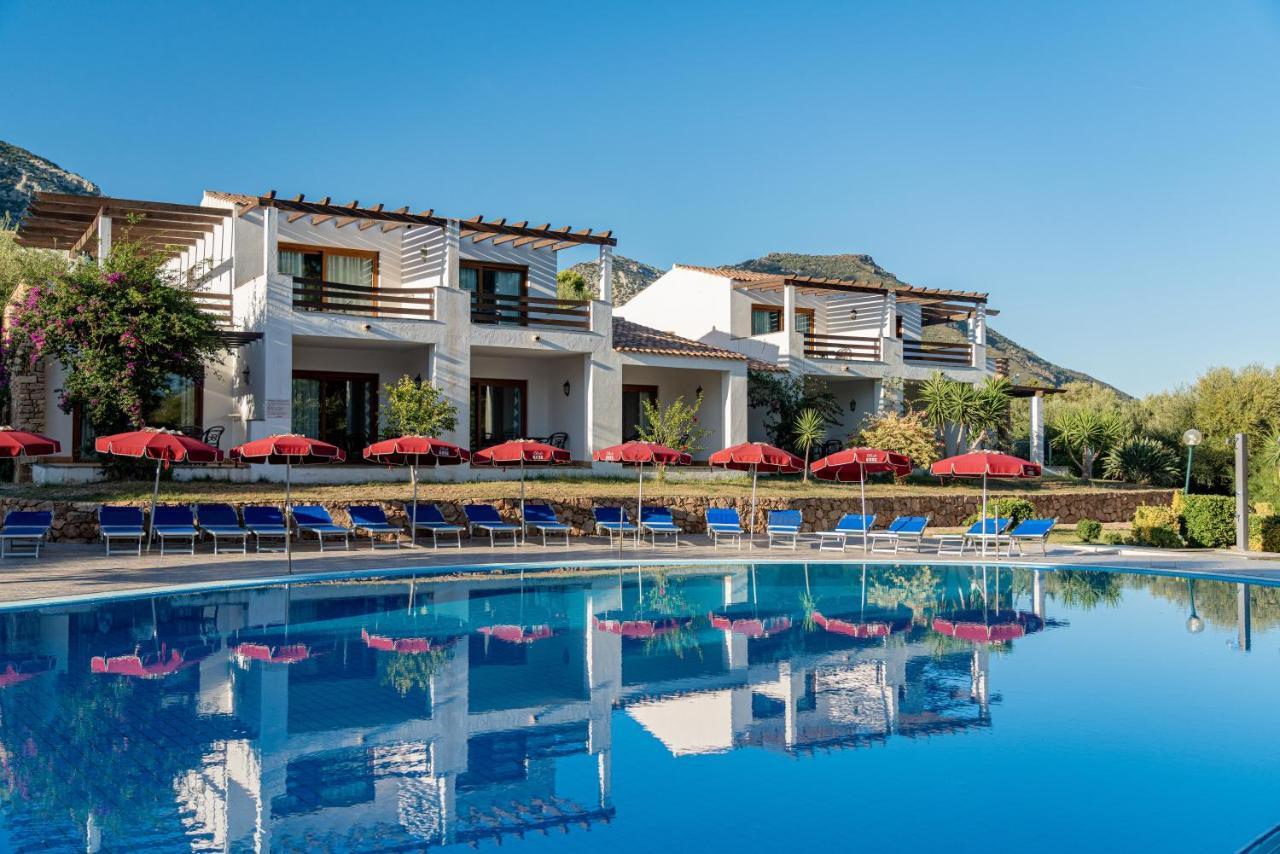 Club Esse Palmasera Cala Gonone Esterno foto
